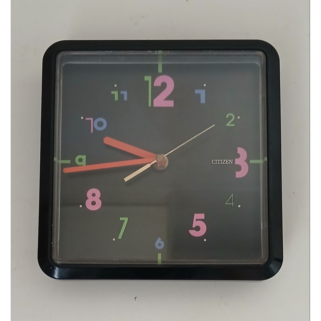 Jam dinding LORUS dan CITIZEN small vintage