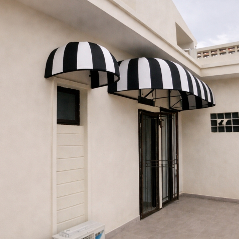 Kanopi Kain Awning untuk Tampilan Rumah Lebih Modern