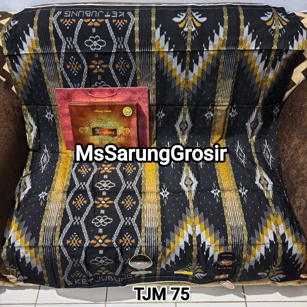 Sarung Ketjubung Red SKG TCC TJM & TCW Mesres Jahit Tengah