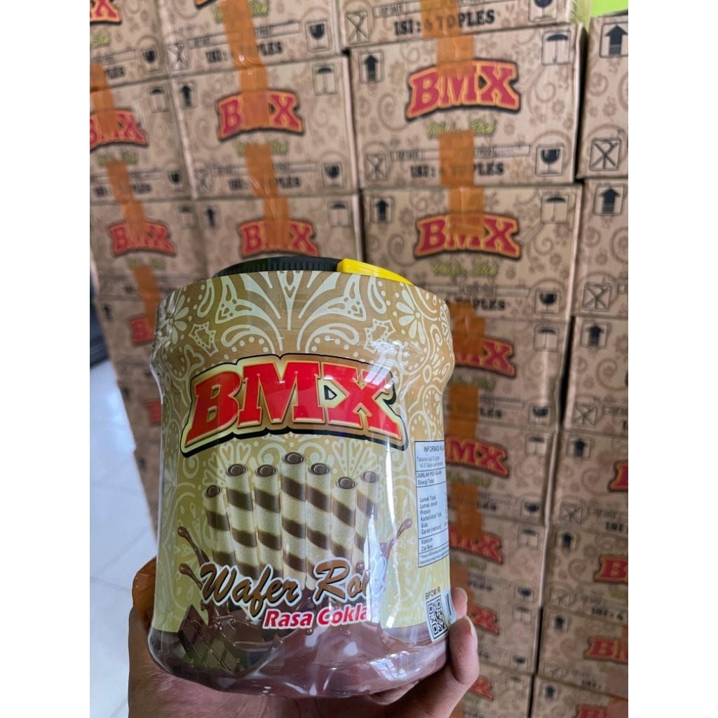 BMX WAFER ROLL RASA COKLAT BERAT 420 GRAM