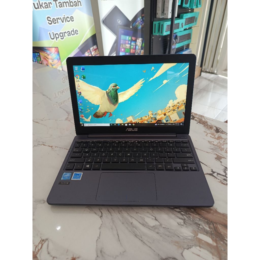 ASUS E203NAH | CELERON N3350 | RAM 2 GB | SSD 128 GB