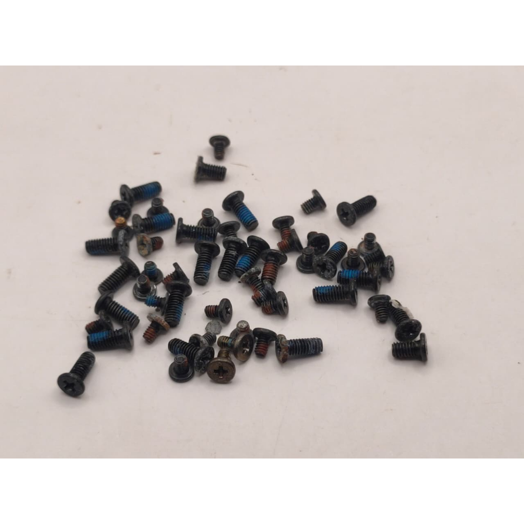 ET52 BAUT-TOS-4 BAUT SET LAPTOP TOSHIBA SATELLITE L300 BAUT ONLY