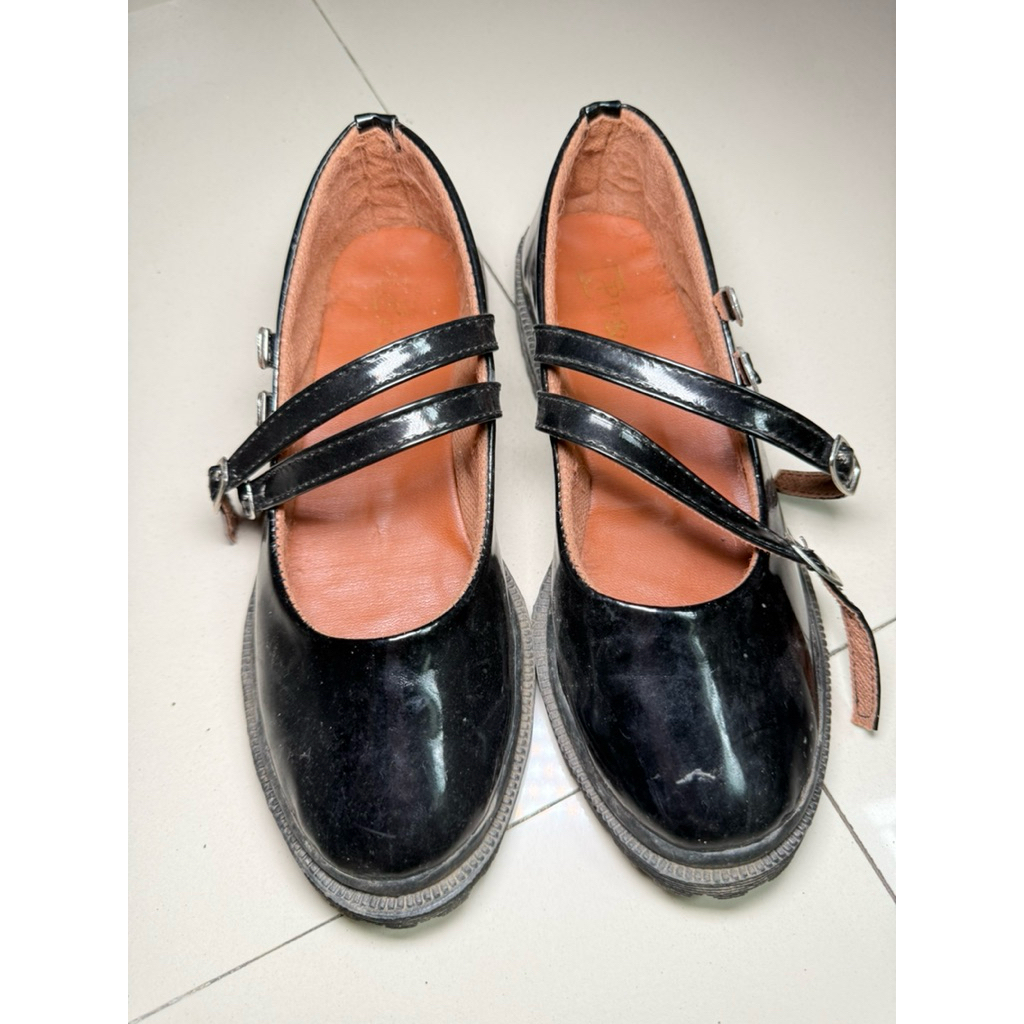 sepatu mary jane preloved