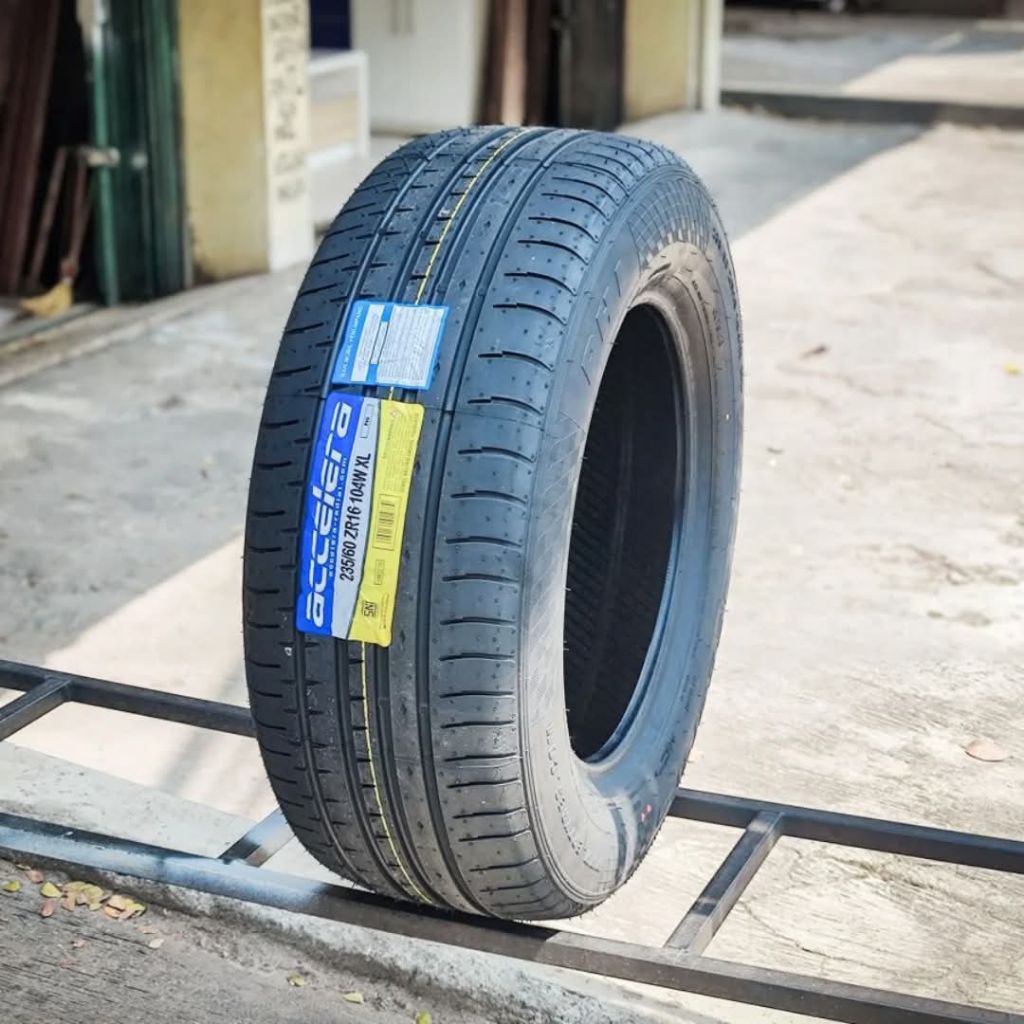 Ban Mobil 235 60 R16 Accelera PHI