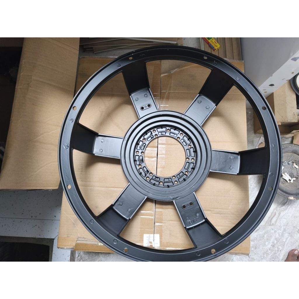 Frame speaker 18 inc