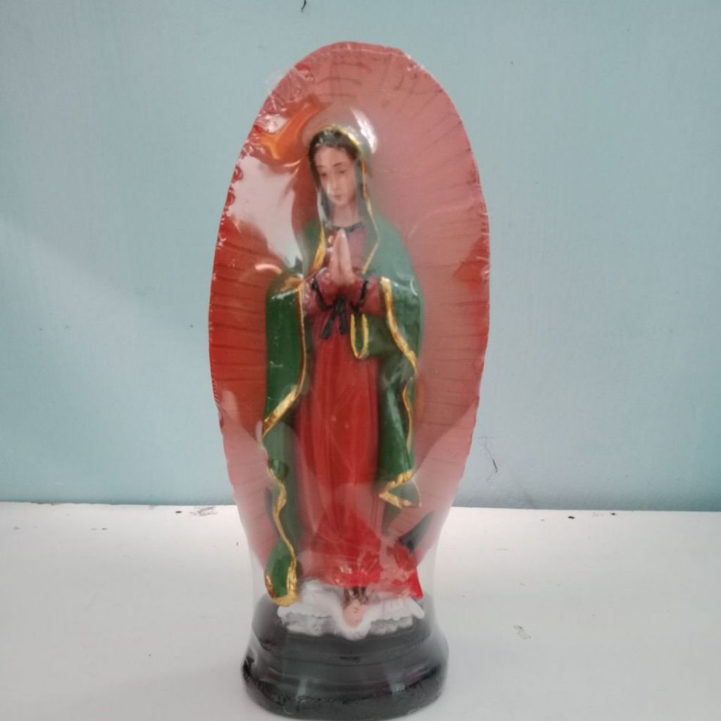 Patung Bunda Maria Guadalupe