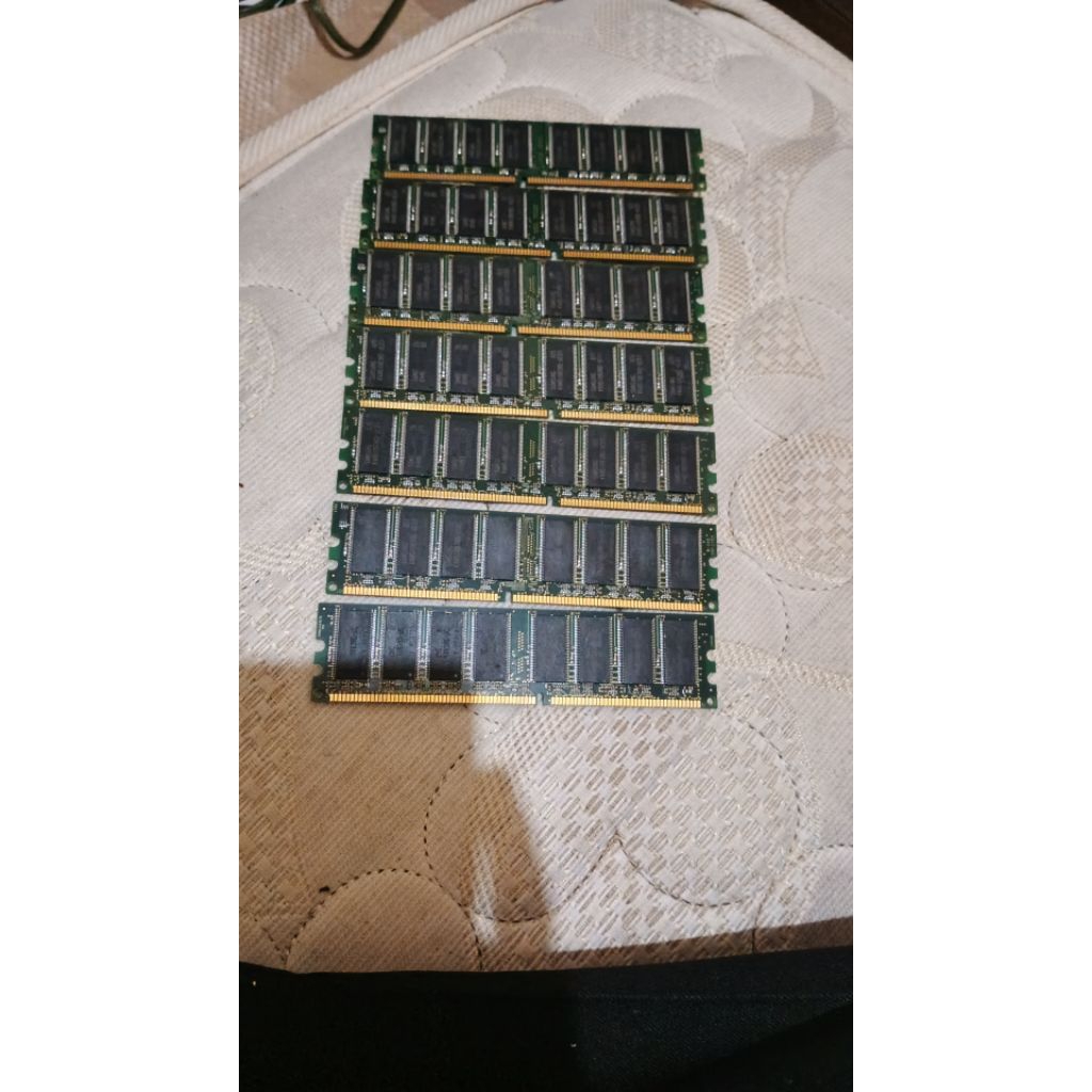 SDRAM IC bolak balik