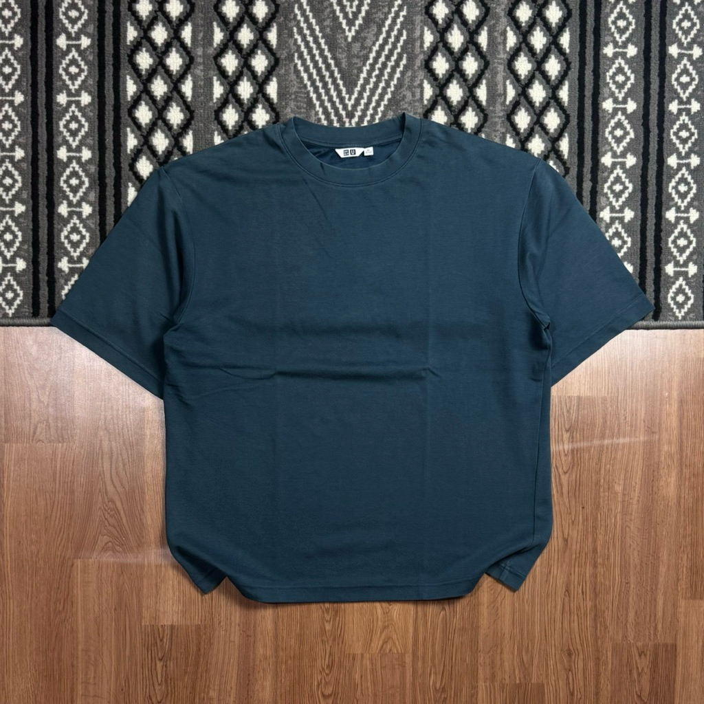 UNIQLO U AIRISM BASIC TSHIRT