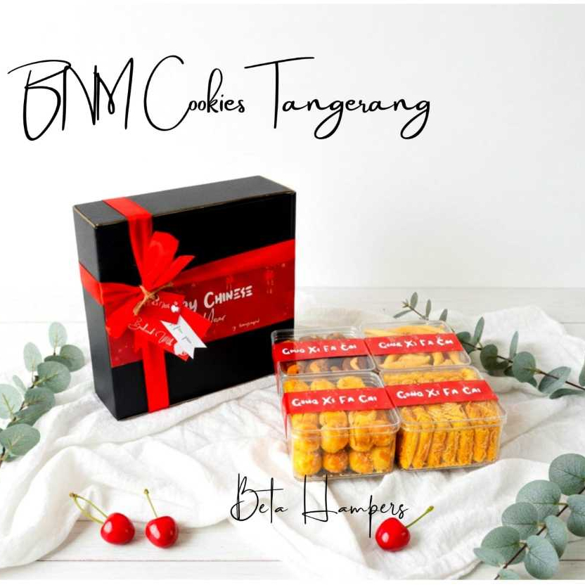 HAMPERS IMLEK LEBARAN NATAL SOUVENIR GIFT BOX HADIAH PERNIKAHAN PARCEL KADO ISI KUE KERING MUKENA KU