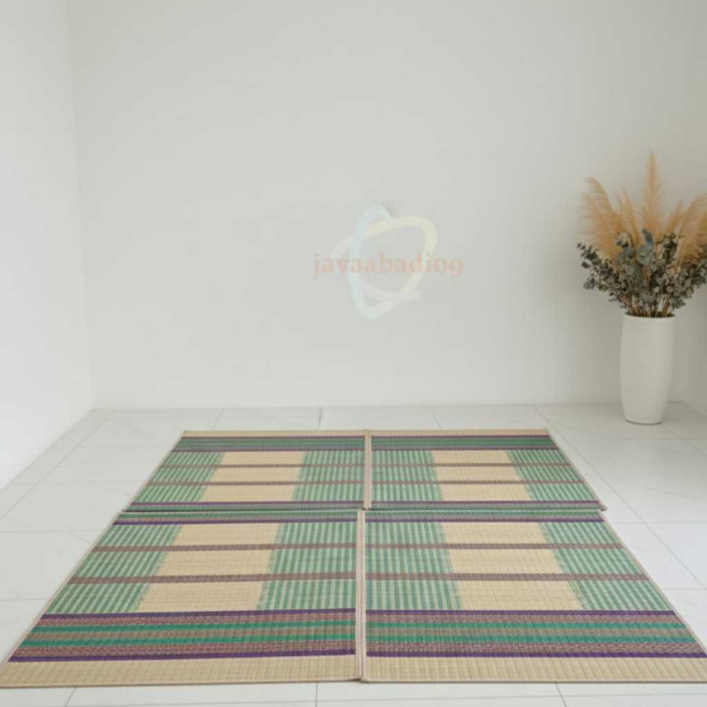 Tikar Anyaman Pandan Halus & Tebal 1.5m x 2m | Alas Duduk Piknik Klasik | Tikar Lesehan Rumah