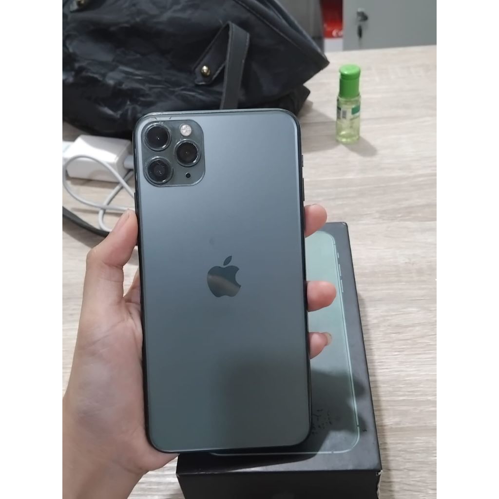 Iphone 11 pro max 64gb Inter hb 79% all operator