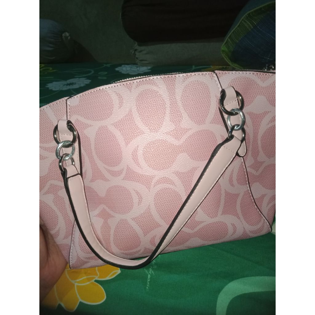 Tas wanita coach babypink ( like new )