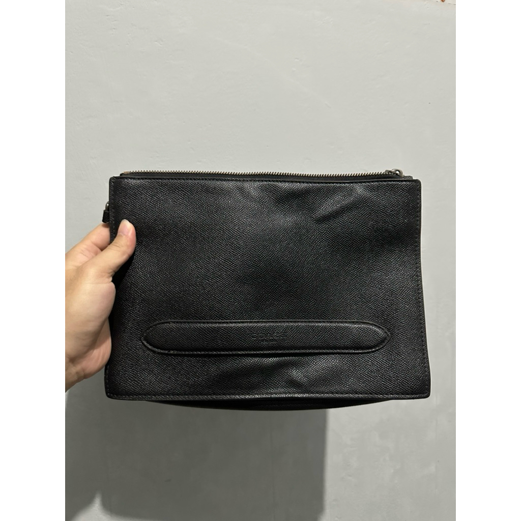 Clutch Coach Tas Hitam