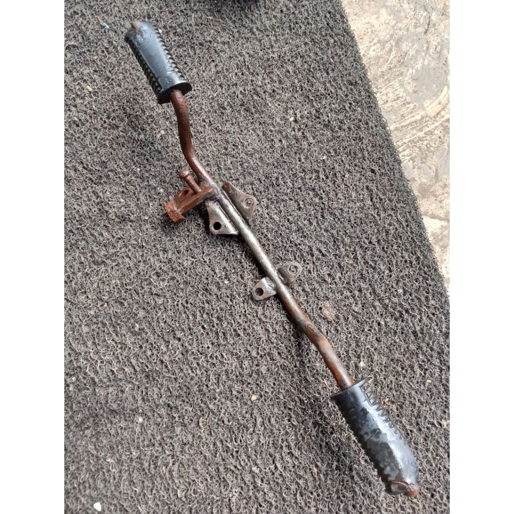 Footstep depan C70 original