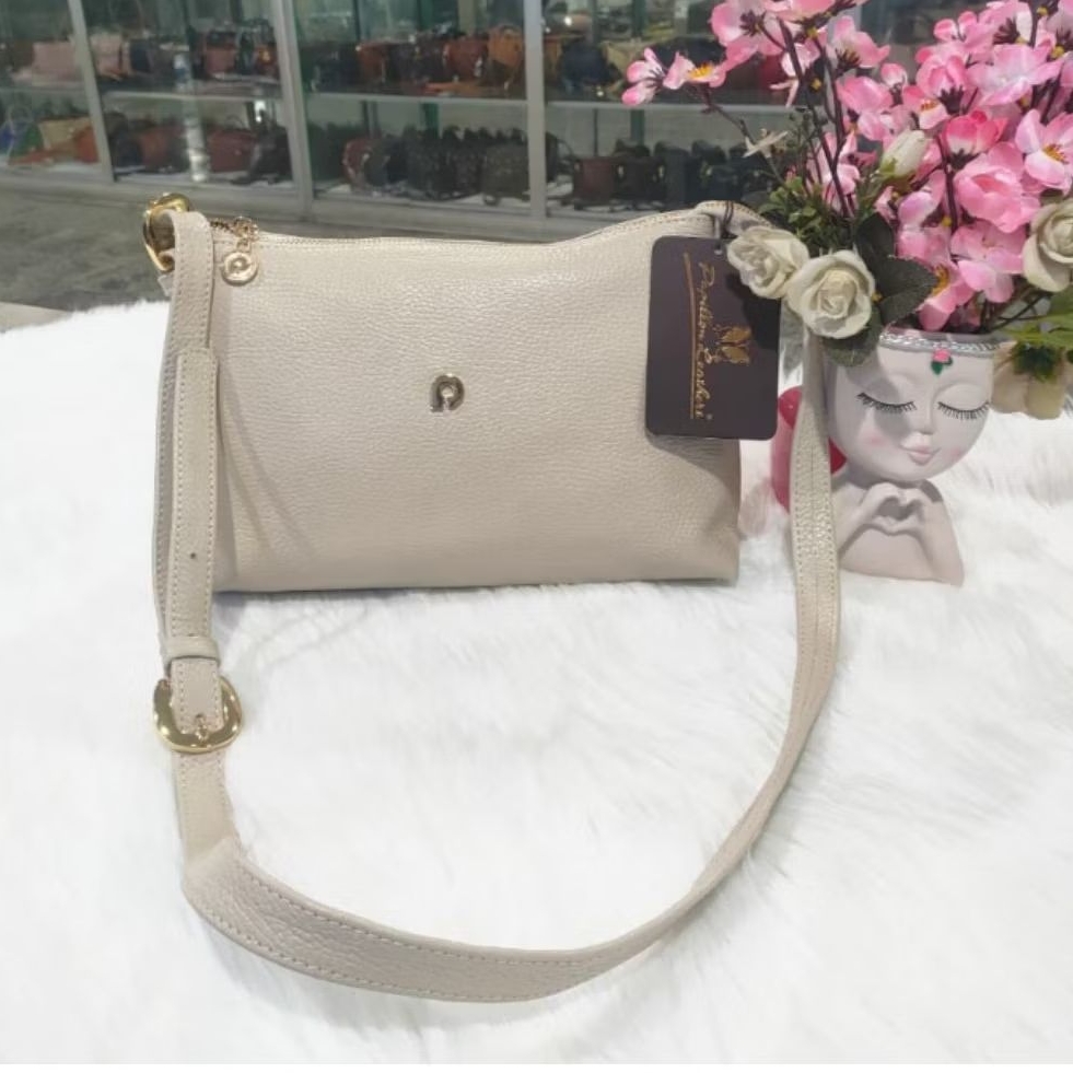 TAS PAPILLON K3146 SELEMPANG KULIT MEWAH BERKUALITAS