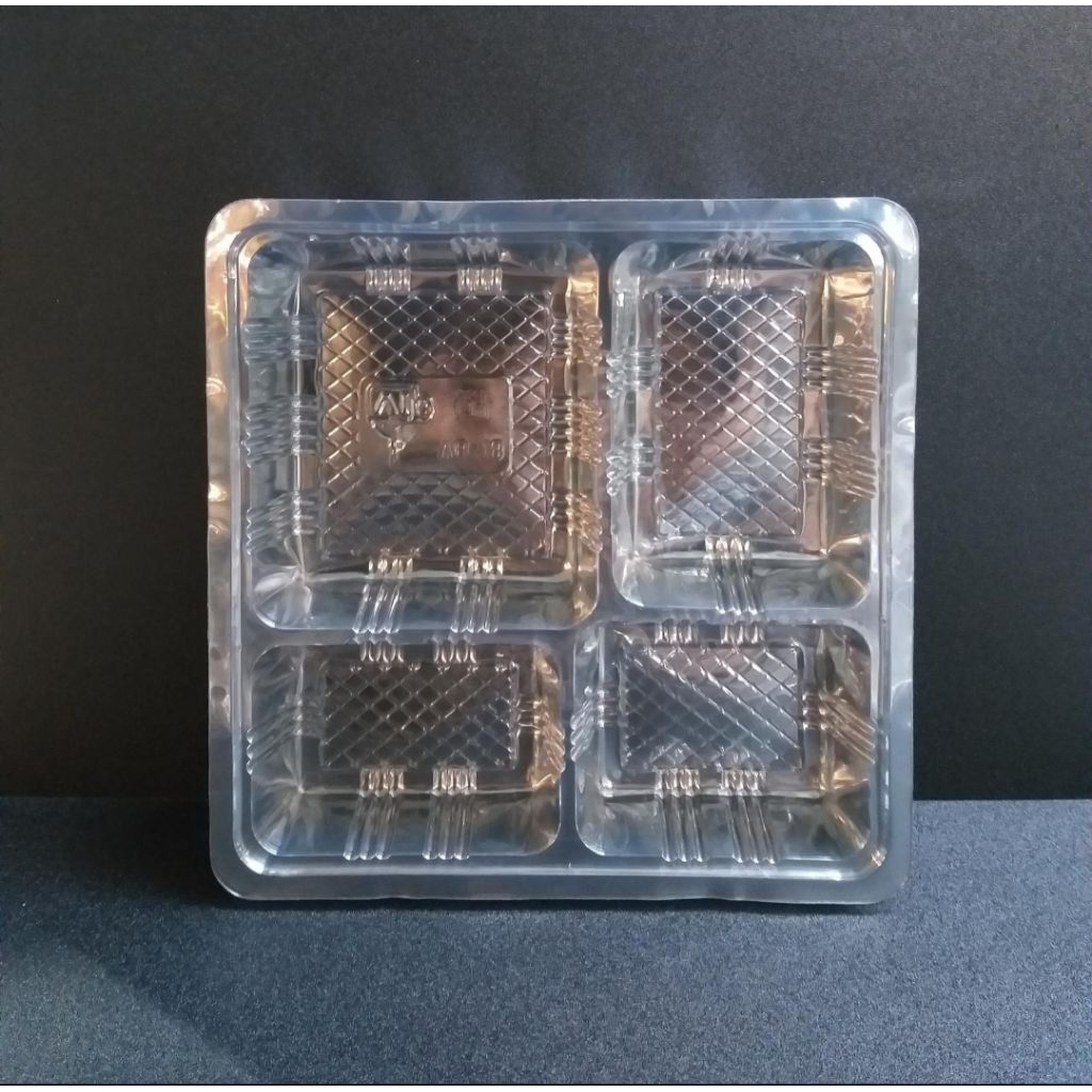 (50 pcs) Mika nasi box 18x18/ mika nasi box sekat 4/mika dus nasi/ mika dalaman dus nasi