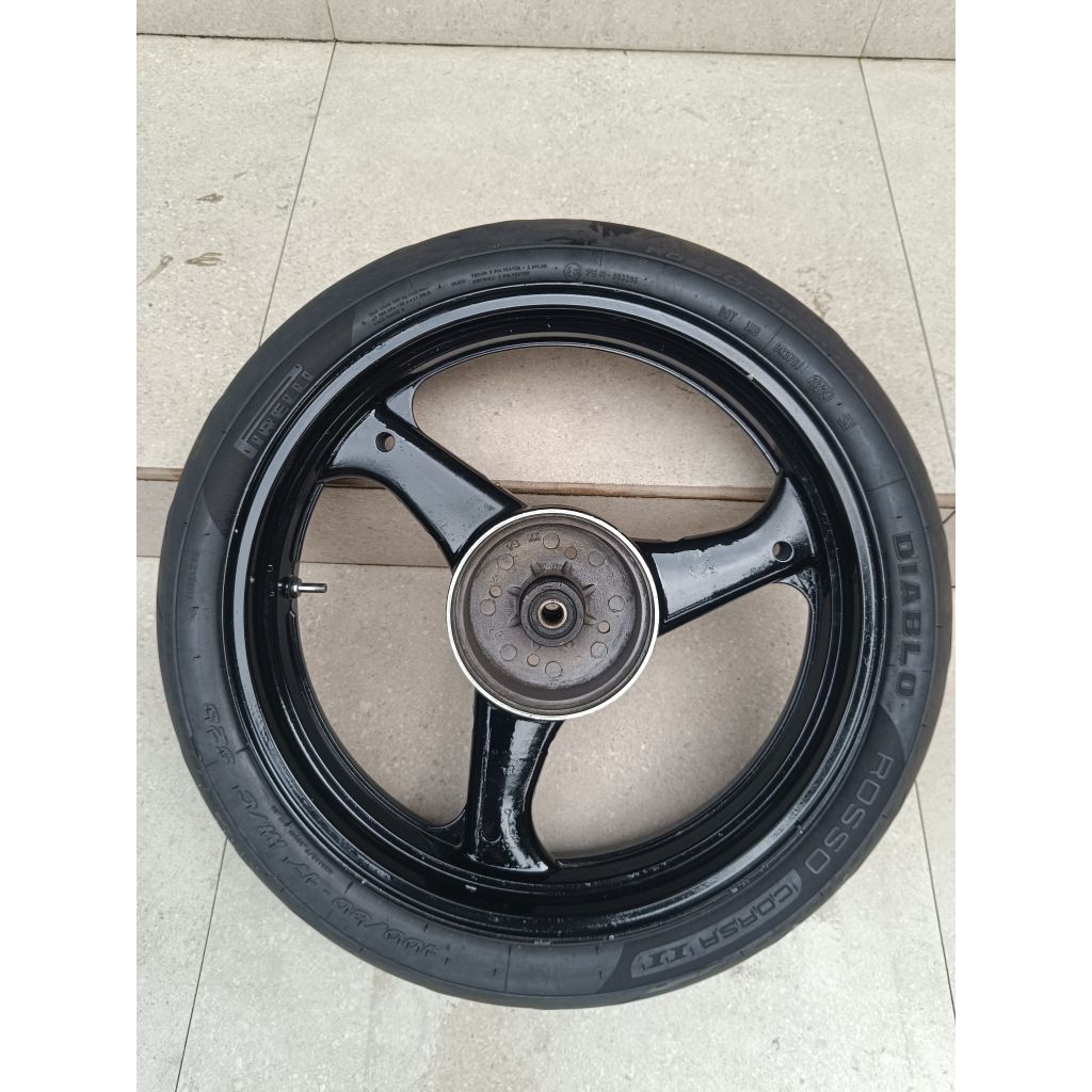 Velg tapak lebar Yamaha Scorpio