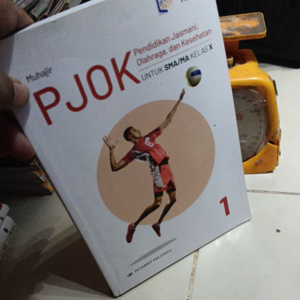 PJOK Pendidikan Jasmani, Olahraga,dan Kesehatan SMA/MA KELAS 10 KURIKULUM MERDEKA Muhajir