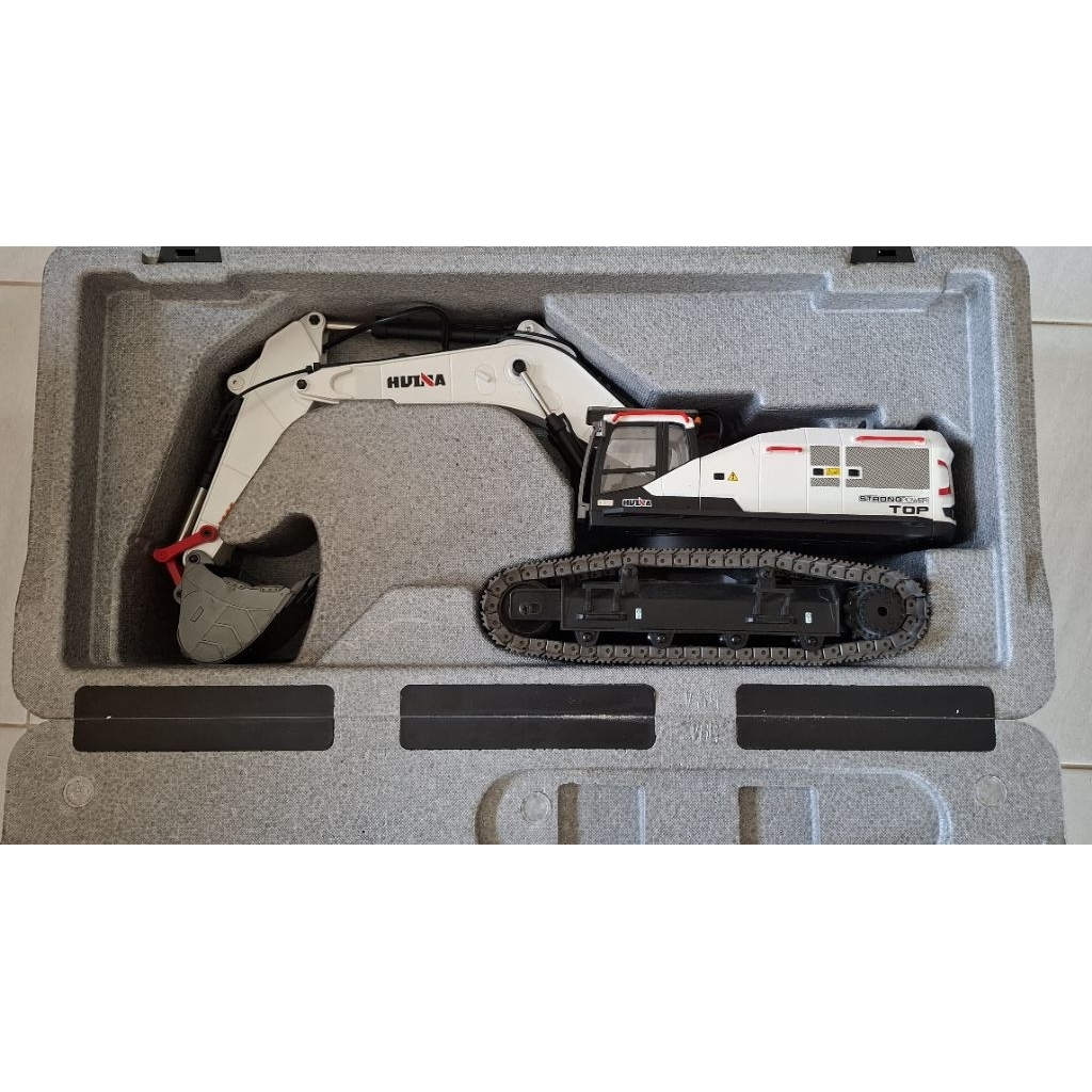 Huina 1594 RC Remote Control Excavator 1:14