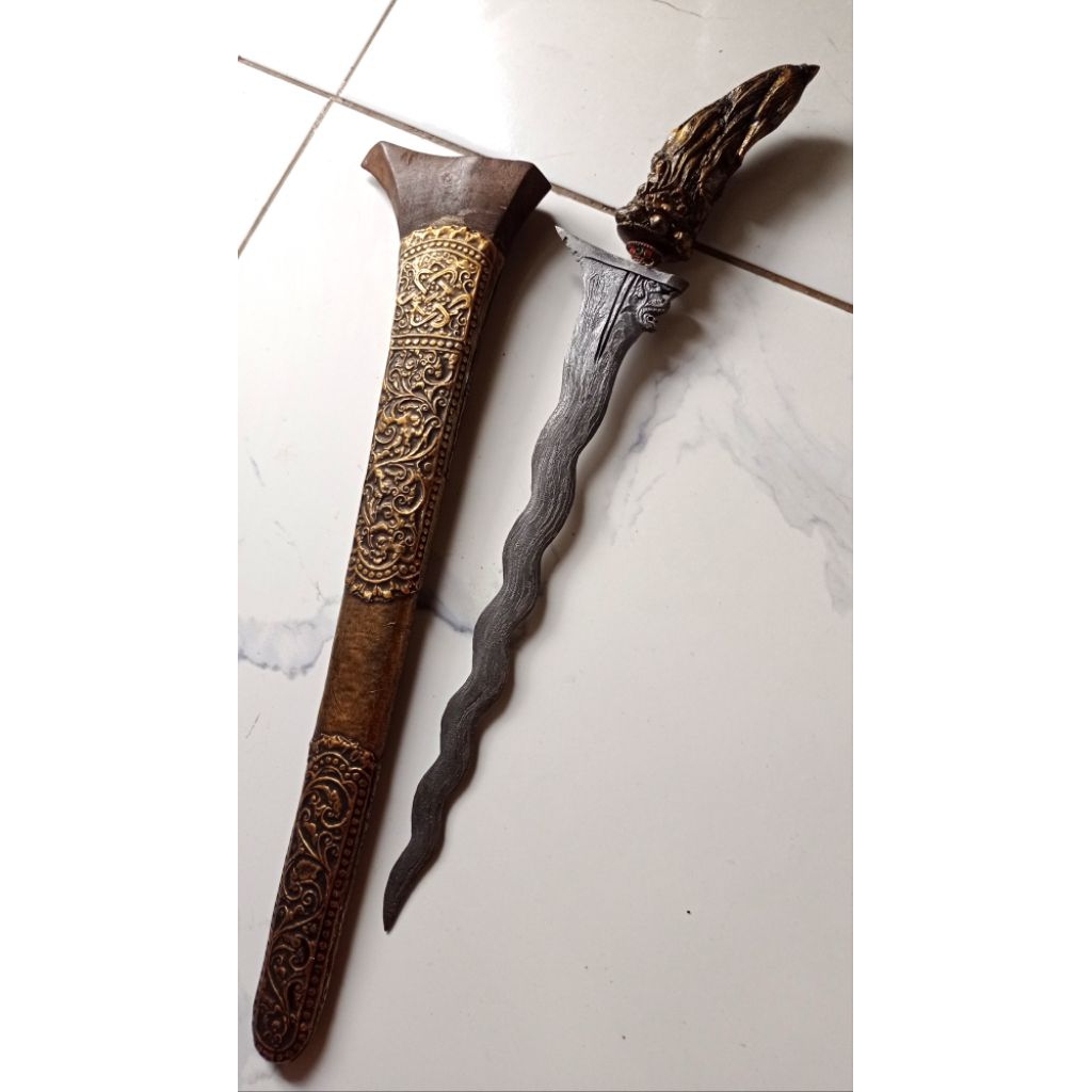 keris Luk 13 singo Barong gagang kayu sawo