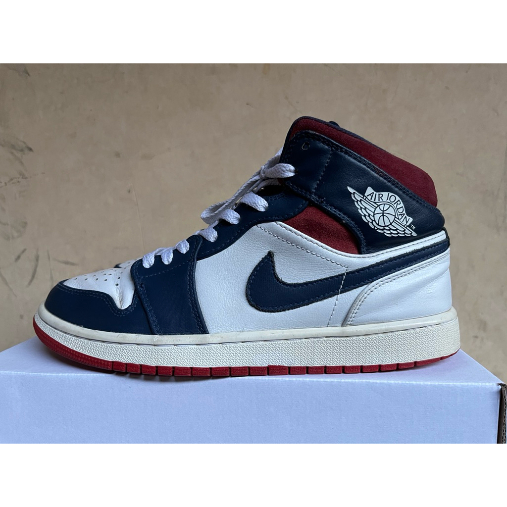 Nike Air Jordan 1 Mid SE | size 42 | second