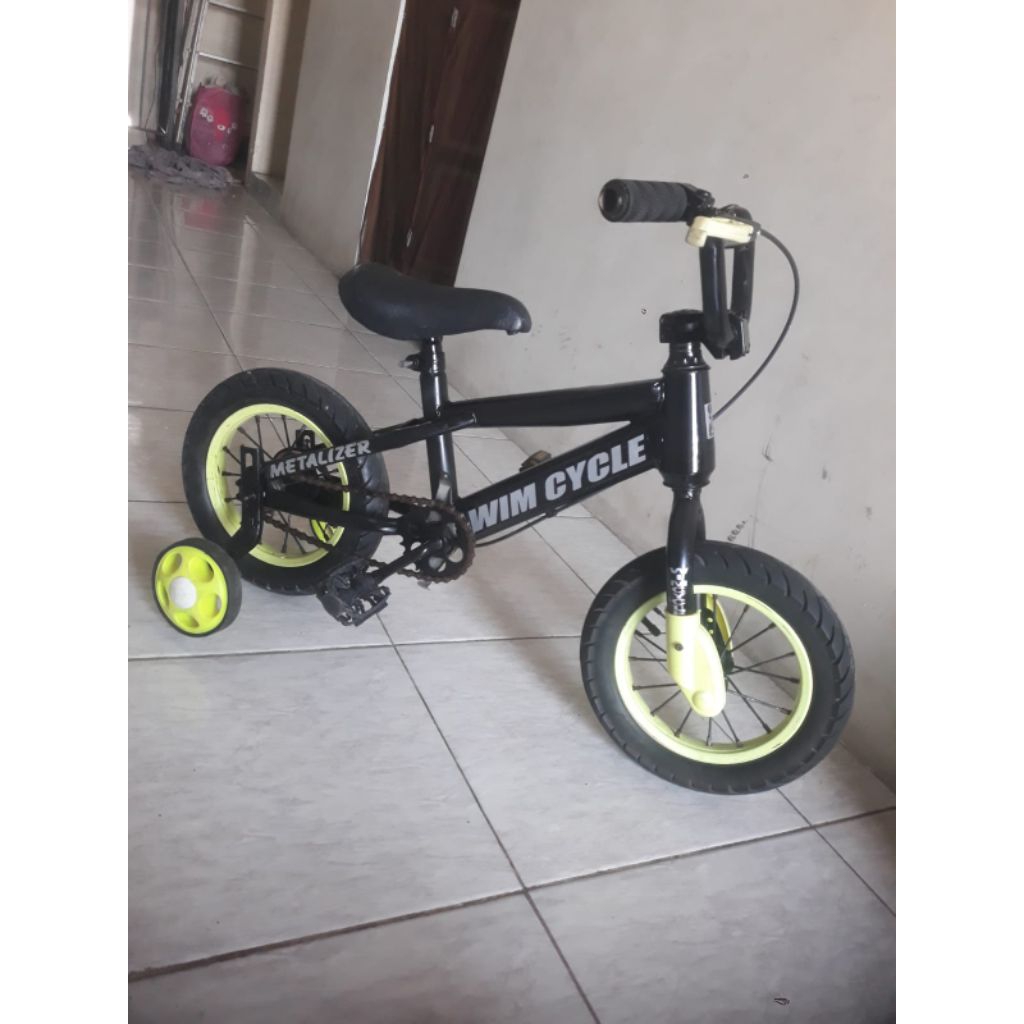 SEPEDA BEKAS UK 12" WIMCYCLE / SEPEDA ANAK SECOND UKURAN 12 INCH MERK WIMCYCLE REPAINT (CAT ULANG) D