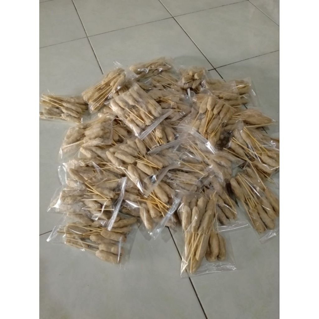 Sempol ayam isi 15 tusuk free saos pedas
