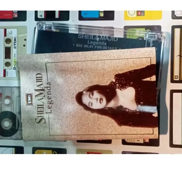 kaset pita sheila majid legenda emi