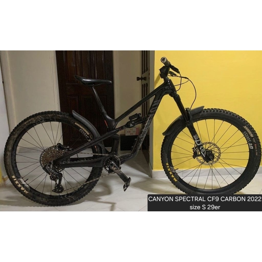 canyon spectral cf9 carbon 2022 S 29er  fullbike sepeda mtb enduro