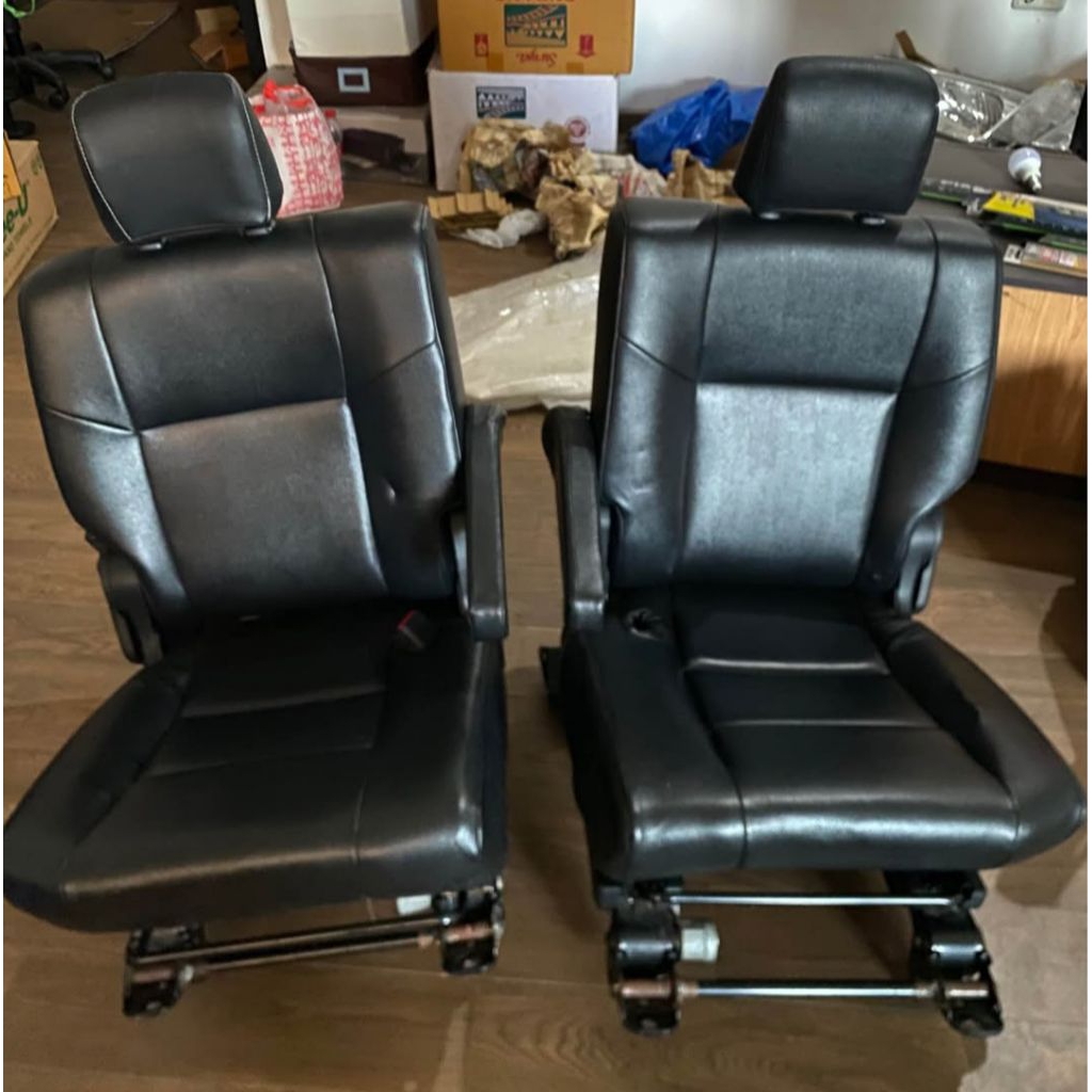 Jok Kursi Bangku Captain Seat Original Toyota Innova Reborn
