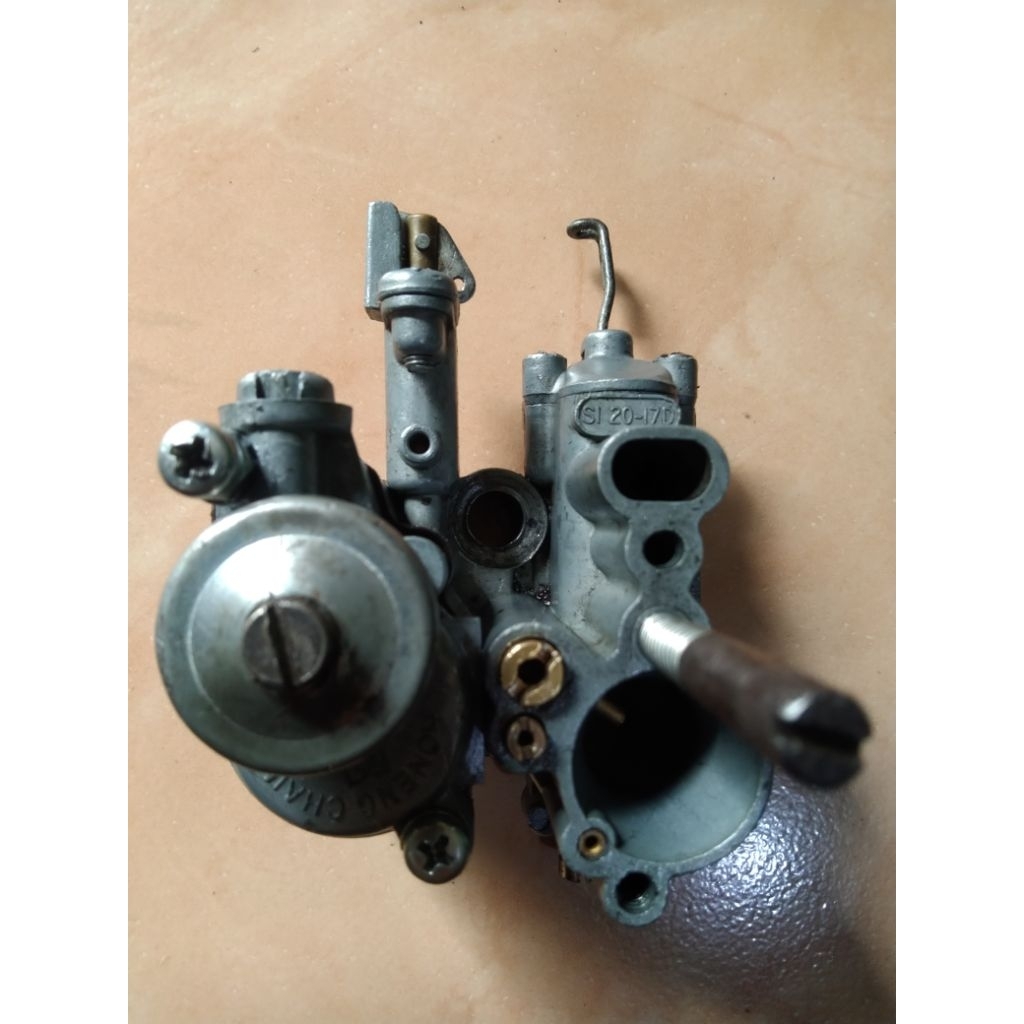 Karburator bekas Vespa Sprint 20 : 17 Spaco lic delorto