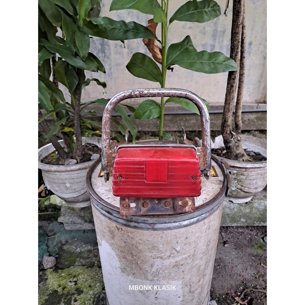 behel suzuki a100 econos a8 a9 ORIGINAL begel suzuki a100 econos behel belakang suzuki a100 a8 a9 be