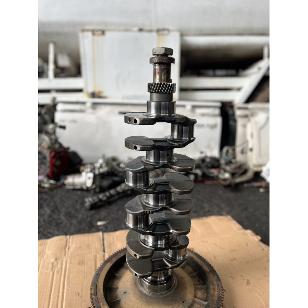 Crankshaft Kruk As Hino Dutro 115/136 Euro 4 - Copotan Ori Bawaan Mobil