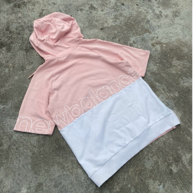 Hoodie Cap New Balance lengan pendek cewek