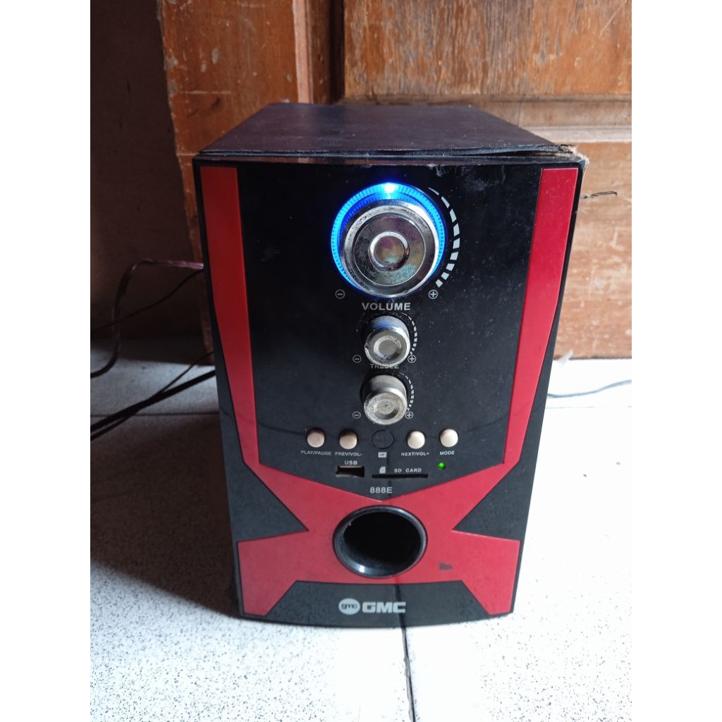 Subwoofer aktif GMC 888E, Hidup normal minus potensio kotor