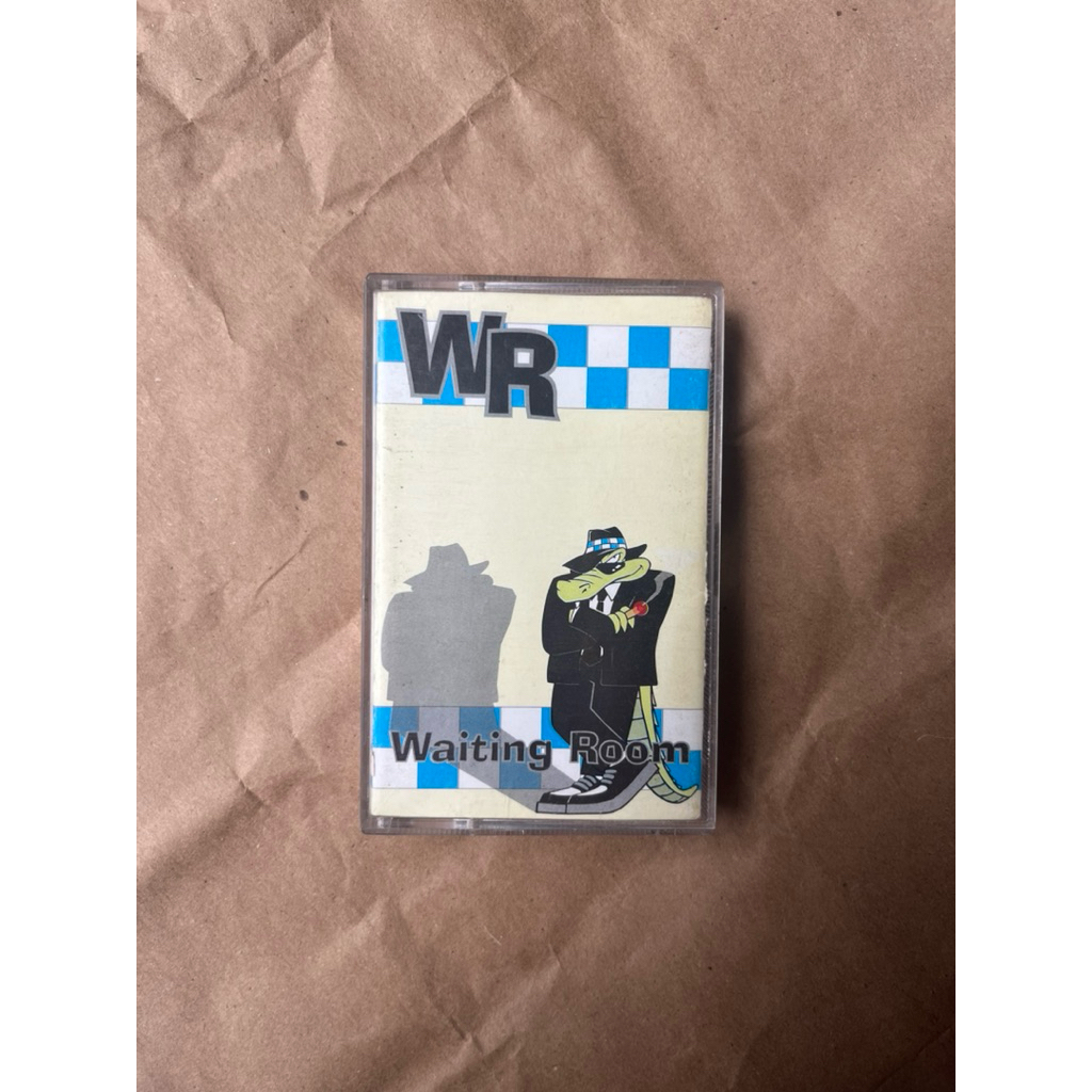 Kaset Pita Waiting Room