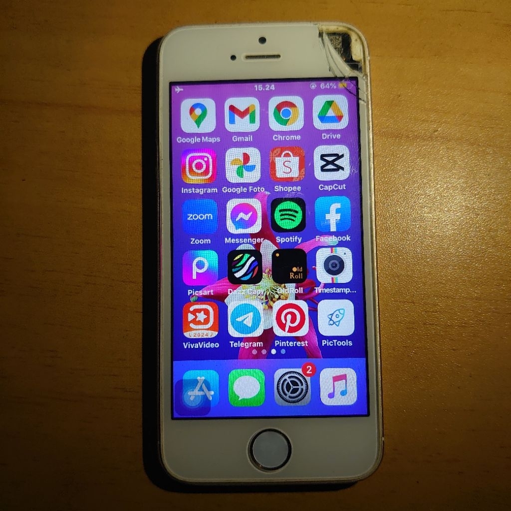 hp iphone 5s 16gb gold minus, wifi only 5j