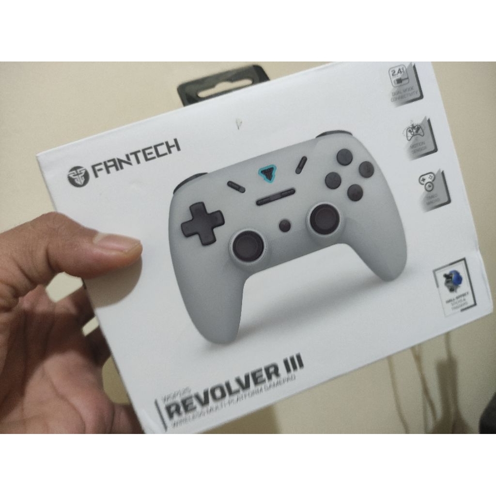 Gamepad Fantech Revolver III WPG 12S - Bekas Mulus Fullset