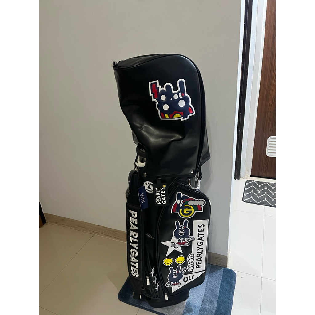 Luxury Golf Bag Pearly Gates – New Condition