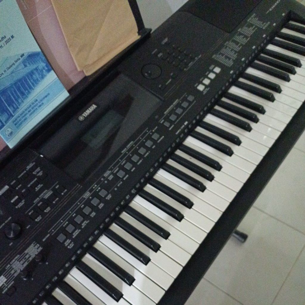 keyboard yamaha psr ew410 preloved