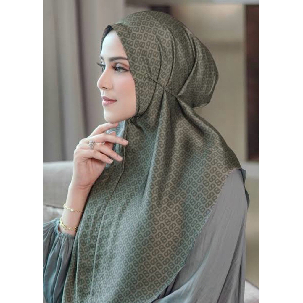 Buttonscarves tapis slip on caktus