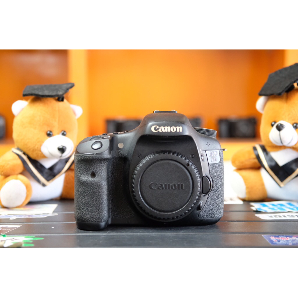 KAMERA CANON 7D BODY ONLY SECOND
