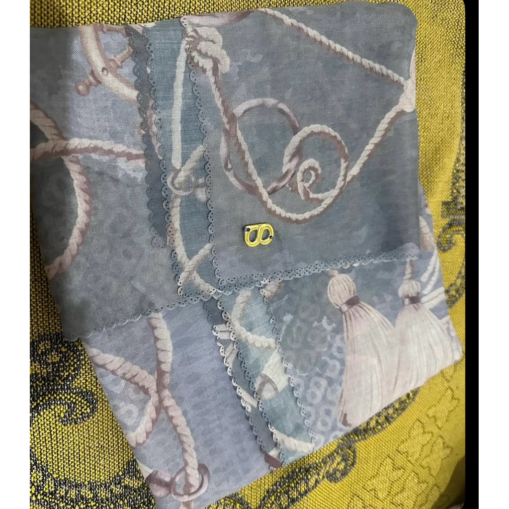 PRELOVED BUTTONSCARVES NAUTICAL WARNA ABU TANPA BOX