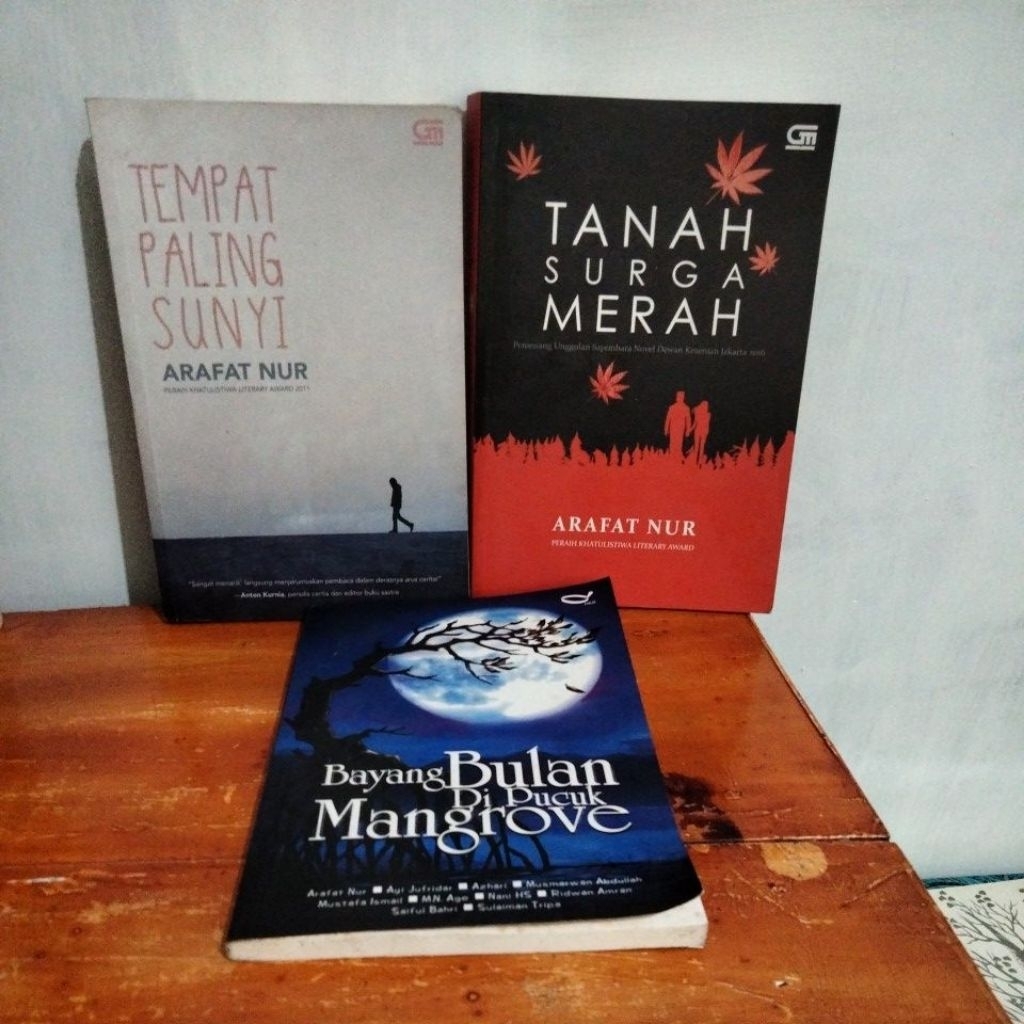 Novel Arafat Nur