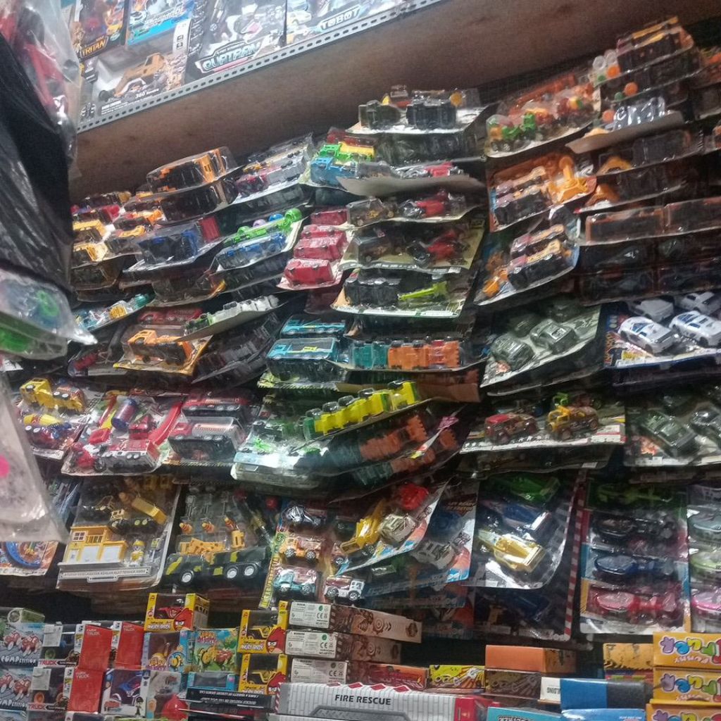 mainan paket usaha anak laki