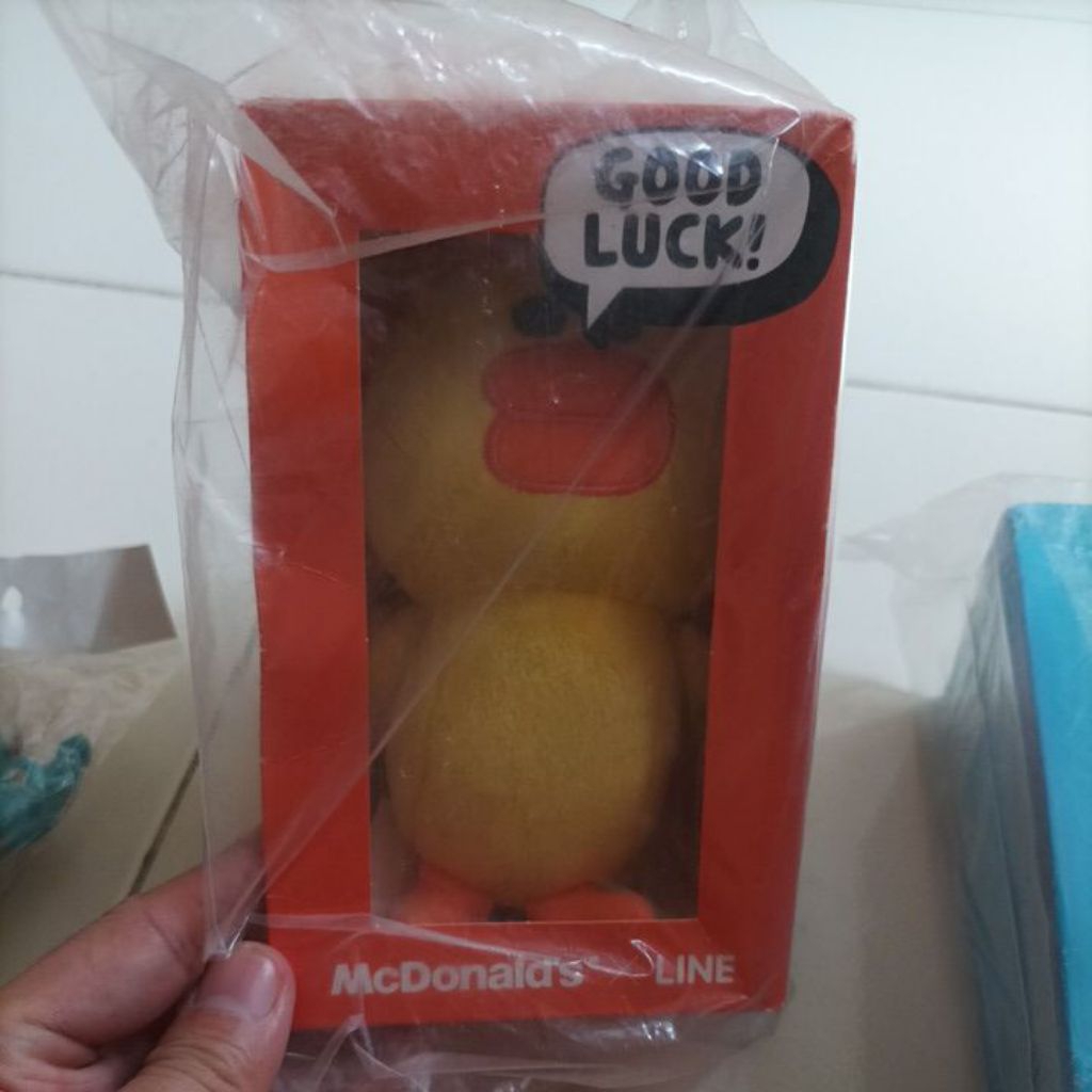 Sally McDonalds X Line Happy Meal MC Donalds