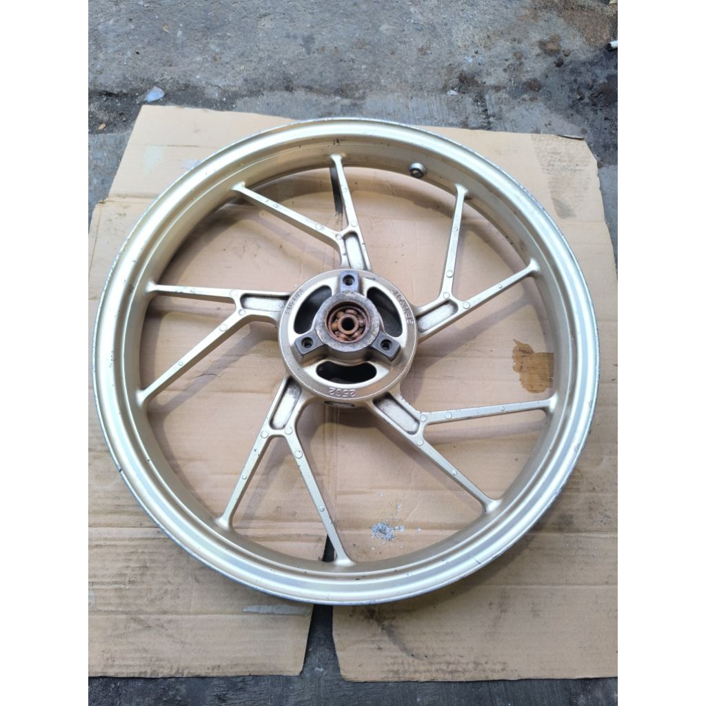 Velg belakang suzuki satria fu Original ENKEI copotan