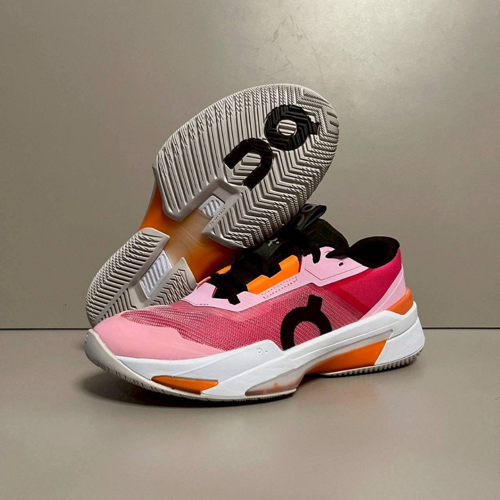 On THE ROGER Pro Fire - Pink Orange