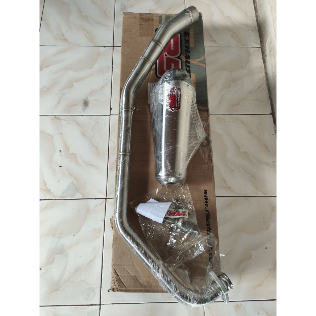 NEW knalpot r9 Zeta (NEW) new cbr 150r cbr150r 2016-2026 / cb150r cbx 150 dll KONDISI BARU