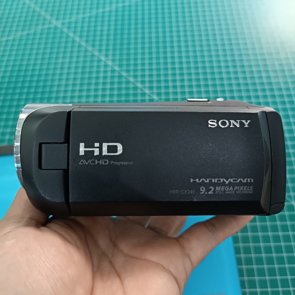 handycam Sony CX 240 e